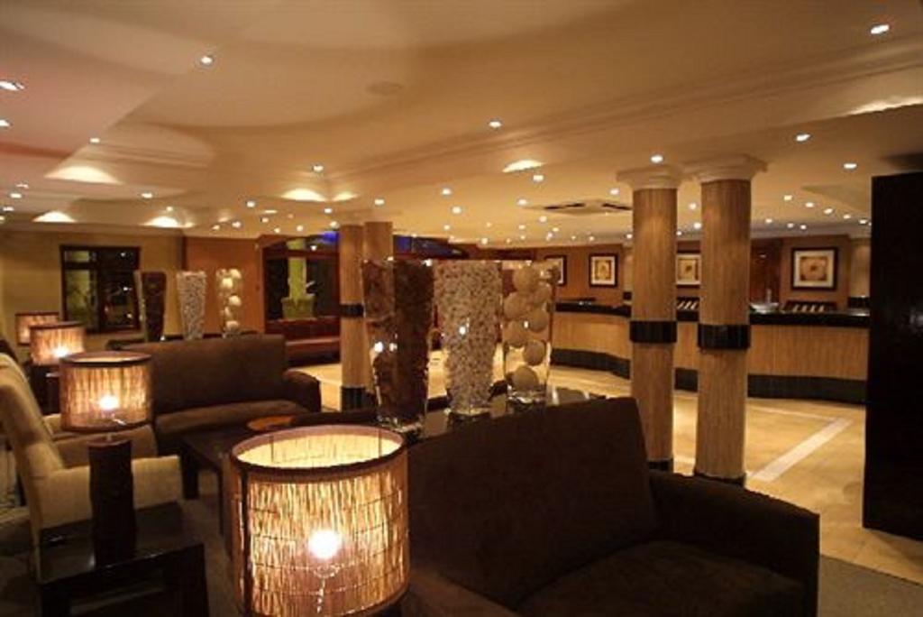Peermont Mondior Hotel Gaborone Exterior foto
