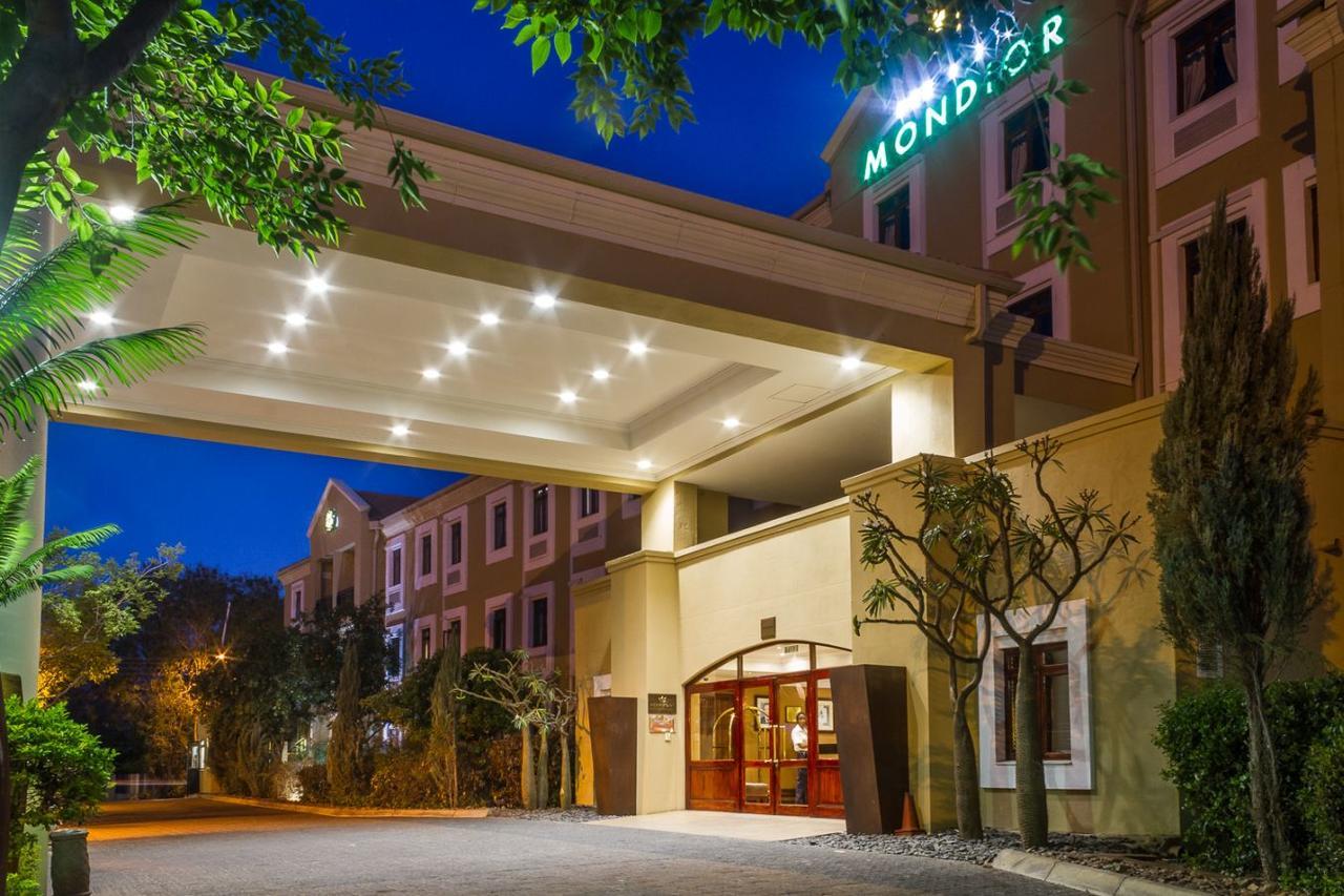 Peermont Mondior Hotel Gaborone Exterior foto